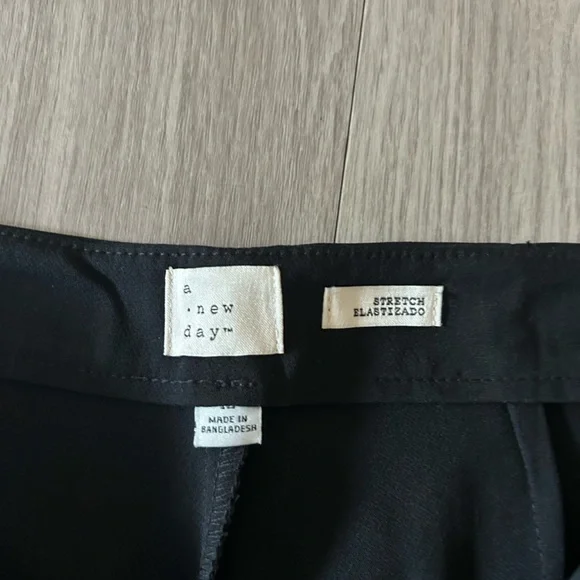 a new day Black High Waist trouser Shorts - Picture 3 of 5